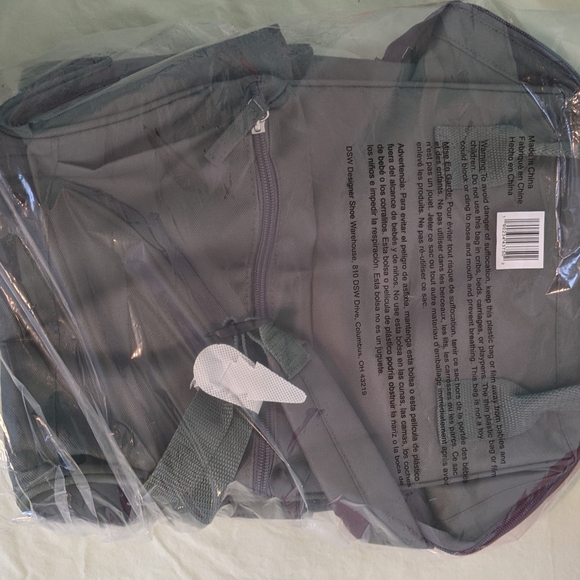 Backpack - Picture 3 of 9